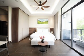 Eli Living Apartment