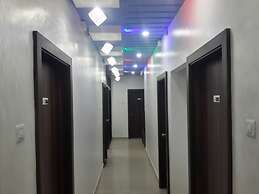 Hotel Holiday Era Lodging