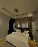 Reign Luxury Apartment