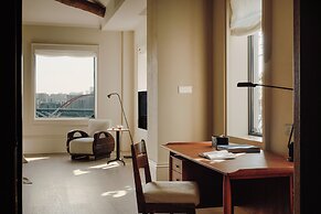 Sunyata Ren'ai Hall Hotel