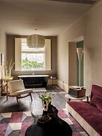 Sunyata Ren'ai Hall Hotel