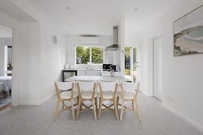 Peaceful 2-bed Apartment in Coastal Mccrae