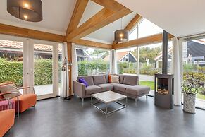 Wonderful Beach Holiday Home for 6