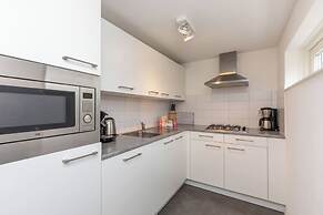 Wonderful Beach Holiday Home for 6