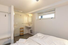 Wonderful Beach Holiday Home for 6