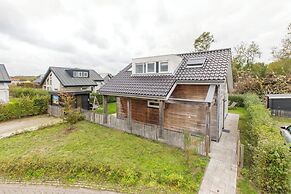 6-person Holiday Home in Renesse