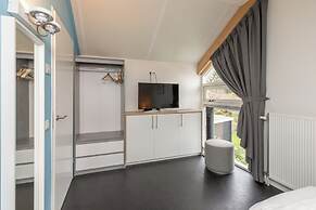 6-person Holiday Home in Renesse