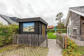 6-person Holiday Home in Renesse