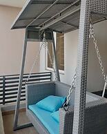 Pine Crest Hotel and Suites