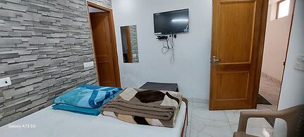 NEW CHANDU INN