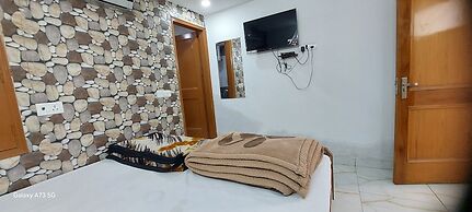 NEW CHANDU INN