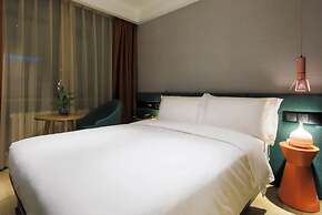 QiuGuo Hotel Chongwenmen Metro Branch
