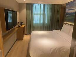 QiuGuo Hotel Chongwenmen Metro Branch