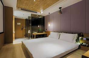 QiuGuo Hotel Chongwenmen Metro Branch