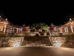 Rakkojae Hahoe Hanok Hotel