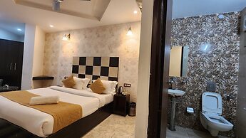 Hotel Silky Palace