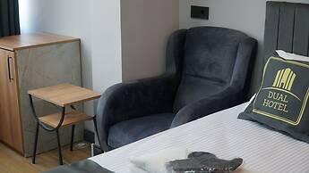 Dual Hotel