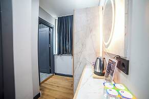 Dual Hotel