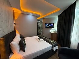 Dual Hotel