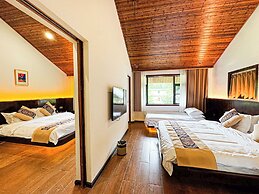 White Magpie Mountain Residence