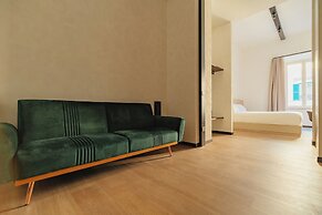 Cavour Suites