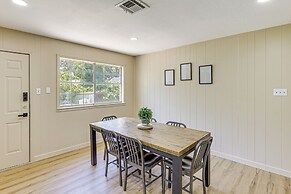 3 Mi to Dtwn Temple: Group-ready Home w/ Yard