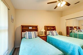 Spacious Hernando Home: Community Pool + Lake!