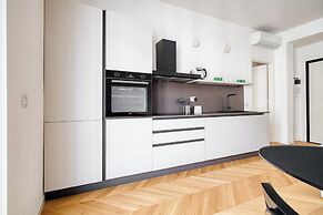 Modern Flats with Balconies in Loreto