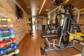 Luxury Stay Steps from Praia Brava