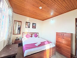 Hotel Pinecrest Inn Darjeeling