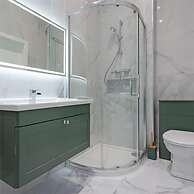 Savoy 5