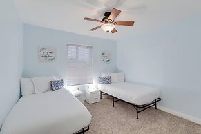 Desert Oasis in Mesa- Poolside & Hot Tub