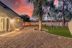 Desert Oasis in Mesa- Poolside & Hot Tub