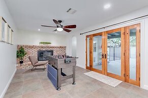Desert Oasis in Mesa- Poolside & Hot Tub