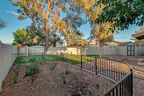 Desert Oasis in Mesa- Poolside & Hot Tub