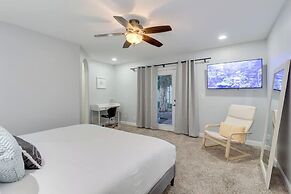 Desert Oasis in Mesa- Poolside & Hot Tub