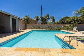 Casa c Piscina e Churrasqueira em Condom nio
