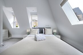 Chic 1BR Close to Tower & Thames