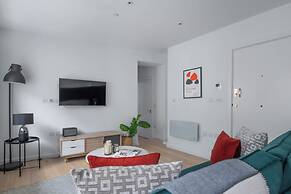 Chic 1BR Close to Tower & Thames