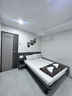 HOTEL RS REGENCY