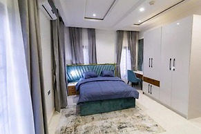 Rita's Luxury Homes