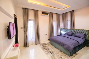 Rita's Luxury Homes