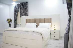 Rita's Luxury Homes