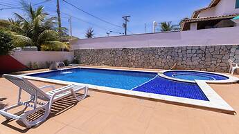Casa com Jacuzzi Piscina e Garagem em Jacu pe