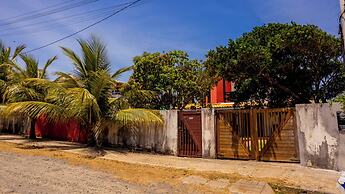 Casa com Jacuzzi Piscina e Garagem em Jacu pe