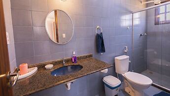 Casa com Jacuzzi Piscina e Garagem em Jacu pe