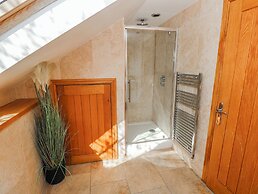 Oak Tree Cottage - Gower