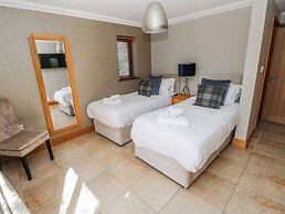 Oak Tree Cottage - Gower