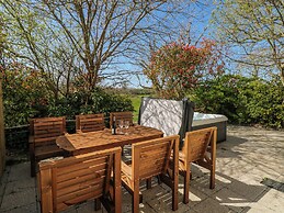 Oak Tree Cottage - Gower