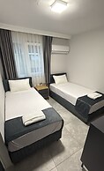 Kaya Hotel